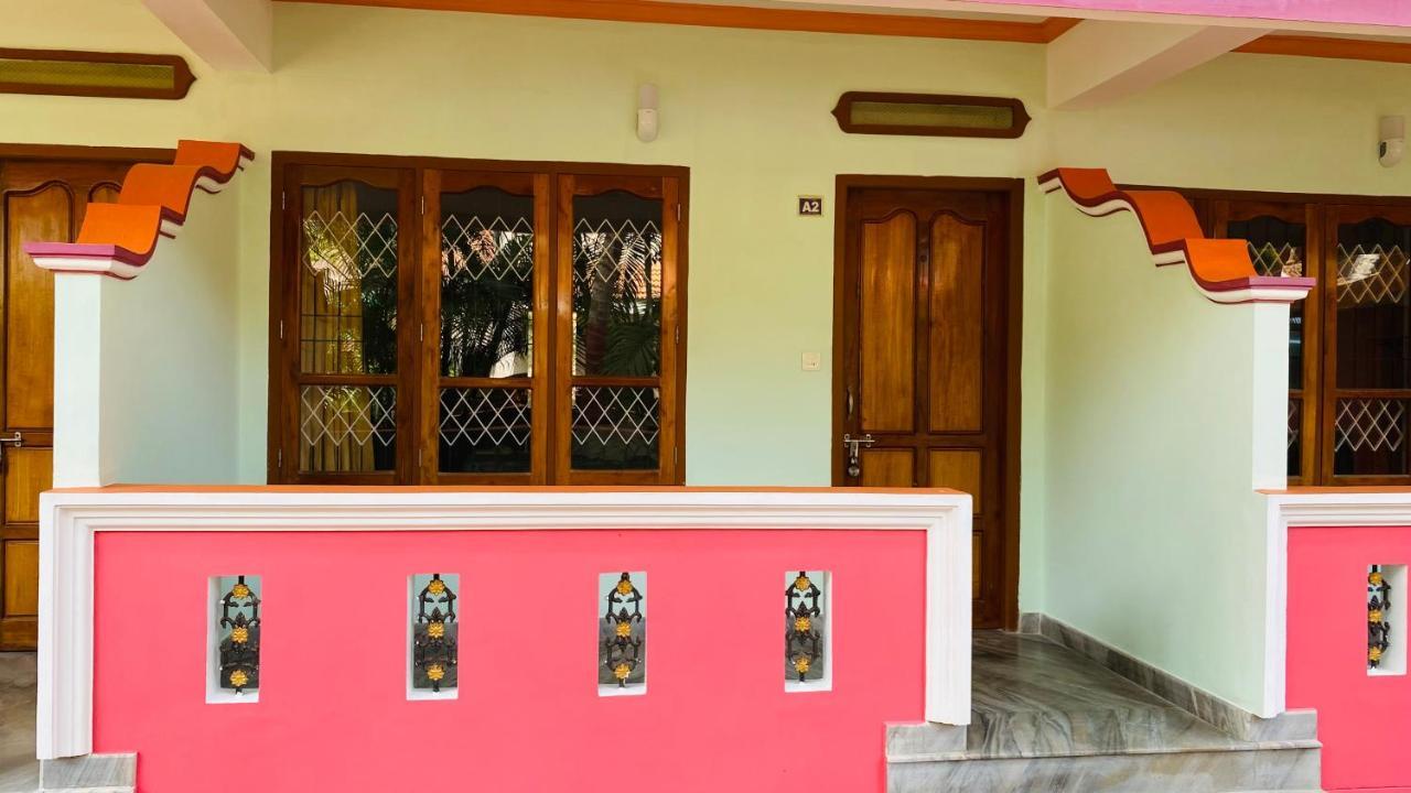 Packbag Comfort Bed & Breakfast Kovalam Exterior foto