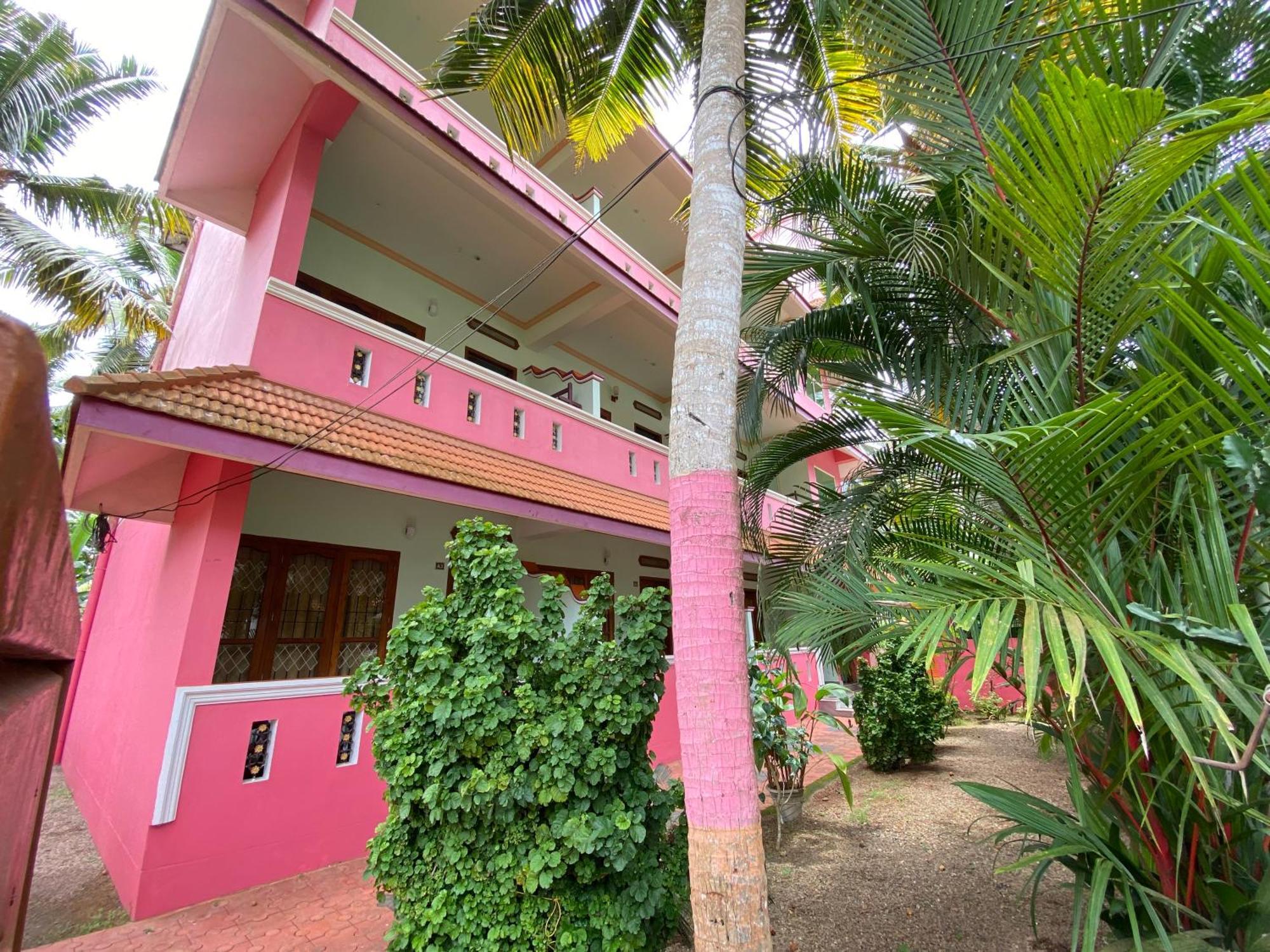 Packbag Comfort Bed & Breakfast Kovalam Exterior foto