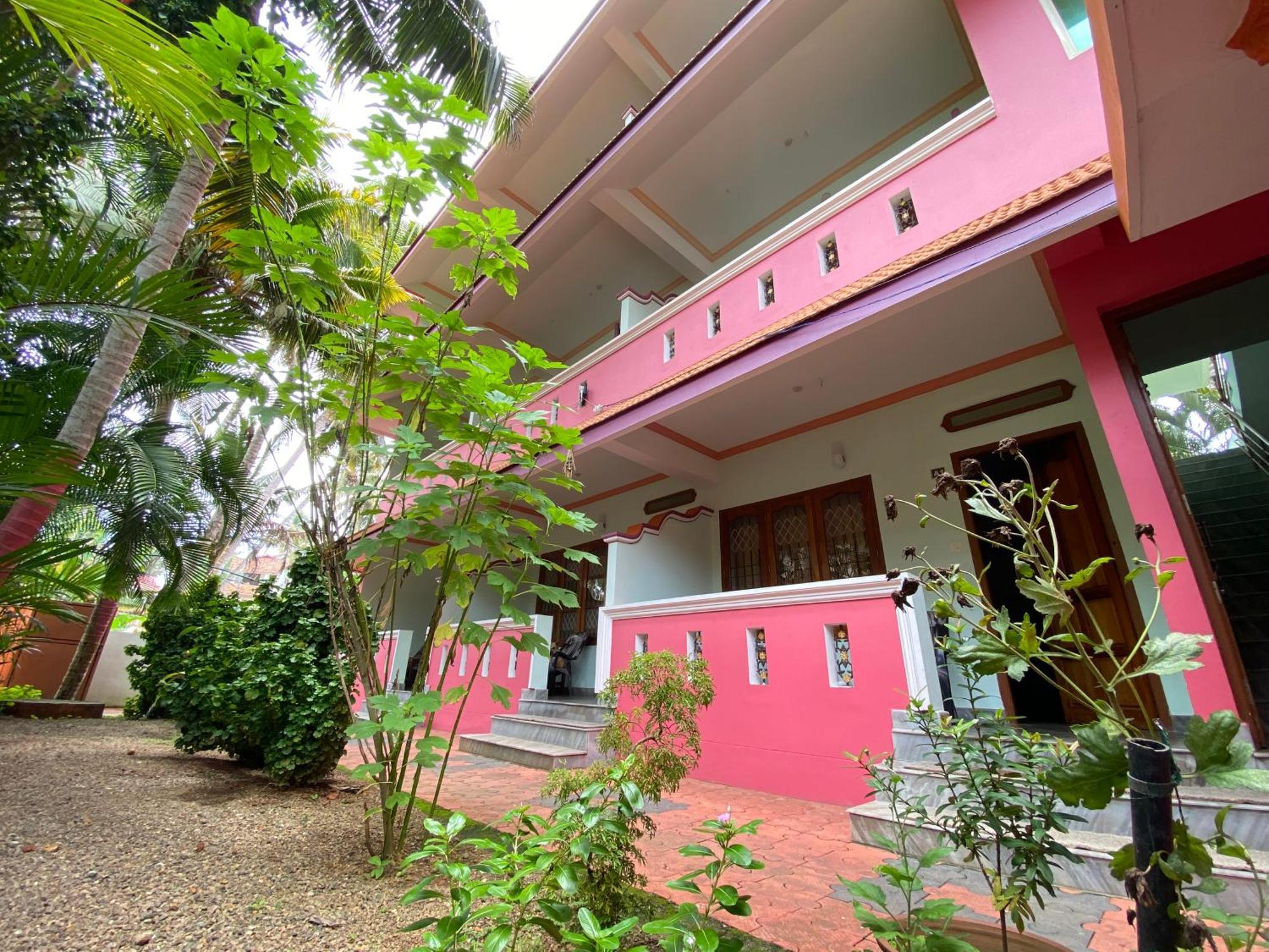 Packbag Comfort Bed & Breakfast Kovalam Exterior foto
